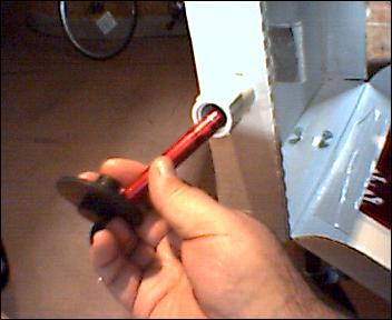 Removable mini-mag light source